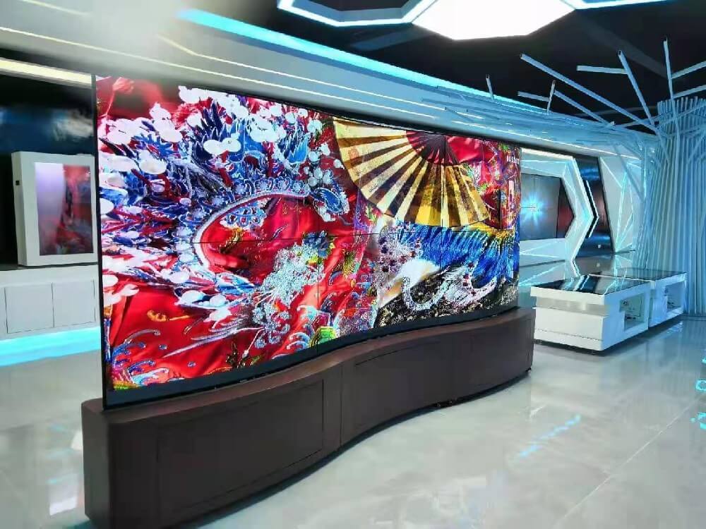 如何安裝曲面拼接屏？安裝時需要注意什么？